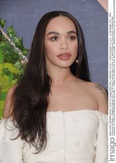 September 25, 2017 - West Hollywood, CA, U.S. - 25 September 2017 - West Hollywood, California - Cleopatra Coleman. 2017 Fox Fall Party Premiere held at Catch LA in West Hollywood. Photo Credit: AdMedia West Hollywood U.S. - ZUMAa123 20170925_zaa_a123_022 Copyright: xBirdiexThompsonx