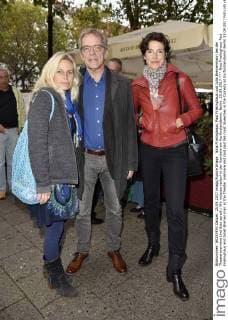 Nina Frielinghaus Paul Frielinghaus and Juliet Bremer man at the Theater premiere and God said We must Speeches in the Comedy at Kurfürstendamm Berlin 25 09 2017 Foto:xN.xKubelkax xFuturexImage