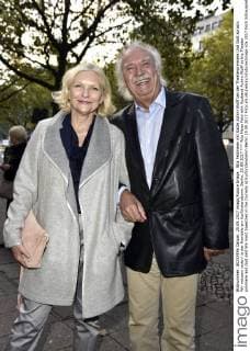 Rita Meier field with Husband Achim Wolff at the Theater premiere and God said We must Speeches in the Comedy at Kurfürstendamm Berlin 25 09 2017 Foto:xN.xKubelkax xFuturexImage