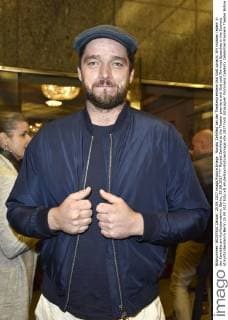 Ronald Zehrfeld at the Theater premiere and God said We must Speeches in the Comedy at Kurfürstendamm Berlin 25 09 2017 Foto:xN.xKubelkax xFuturexImage