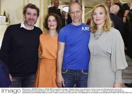 Stephan Szasz Vera Weisbrod Jochen Horst and Michaela Wiebusch at the Theater premiere and God said We must Speeches in the Comedy at Kurfürstendamm Berlin 25 09 2017 Foto:xN.xKubelkax xFuturexImage