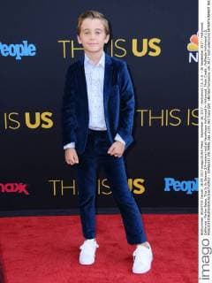 September 26, 2017 - Hollywood, CA, U.S. - 26 September 2017 - Hollywood, California - Parker Bates. This Is Us Season 2 Premiere held at Neuehouse Hollywood in Hollywood. Photo Credit: AdMedia Hollywood U.S. - ZUMAa123 20170926_zaa_a123_062 Copyright: xBirdiexThompsonx