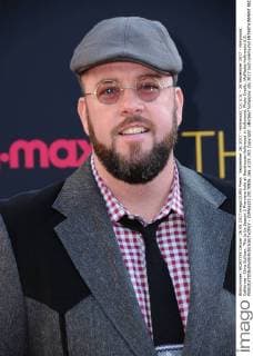 September 26, 2017 - Hollywood, CA, U.S. - 26 September 2017 - Hollywood, California - Chris Sullivan. This Is Us Season 2 Premiere held at Neuehouse Hollywood in Hollywood. Photo Credit: AdMedia Hollywood U.S. - ZUMAa123 20170926_zaa_a123_031 Copyright: xBirdiexThompsonx