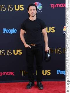 September 26, 2017 - Hollywood, CA, U.S. - 26 September 2017 - Hollywood, California - Milo Ventimiglia. This Is Us Season 2 Premiere held at Neuehouse Hollywood in Hollywood. Photo Credit: AdMedia Hollywood U.S. - ZUMAa123 20170926_zaa_a123_013 Copyright: xBirdiexThompsonx