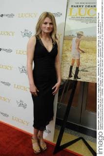 September 26, 2017 - Hollywood, California, U.S. - Sophia attending The Los Angeles Premiere of Lucky held at the Linwood Dunn Theater in Hollywood, California on September 27, 2017. 2017 Hollywood U.S. - ZUMAl86_ 20170926_zaf_l86_041 Copyright: xDavexLongendykex