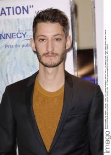 La Passion Van Gogh Pierre Niney Paris France  550355