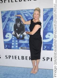 September 26, 2017 - Los Angeles, California, United States - September 26th 2017 - Los Angeles, California USA - Actress CAROLINE GOODALL the HBO Documentary Spielberg held on the Paramount Studios lot, Hollywood CA. Los Angeles United States - ZUMAf05_ 20170926_zaf_f05_012 Copyright: xPaulxFentonx