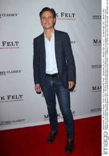 September 26, 2017 - Beverly Hills, CA, U.S. - 26 September 2017 - Beverly Hills, California - Tony Goldwyn. Ã¢â‚¬oeMark Felt: The Man Who Brought Down The White HouseÃ¢â‚¬Â Los Angeles Premiere held at the Writers Guild Theatre. Photo Credit: AdMedia Beverly Hills U.S. - ZUMAa123 20170926_zaa_a123_165 Copyright: xAdmediax