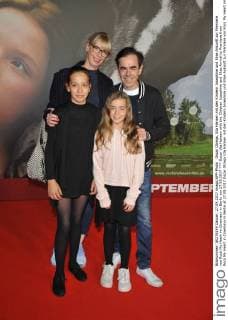 Oscar Uta Hansen with the Children Josephine and Elise Arrival to Premiere from Rock My Heart in Cinemaxx in Berlin at 27 09 2017