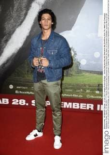 Emilio Sakraya at the Premiere the Cinema Rock My Heart in Cinemaxx Potsdam square Berlin 27 09 2017 Foto:xF.xKernx xFuturexImage