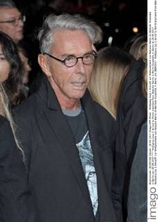 Wolfgang Joop 1 Arrival to World premiere from Babylon Berlin in Berlin Ensamble in Berlin at 28 09 2017