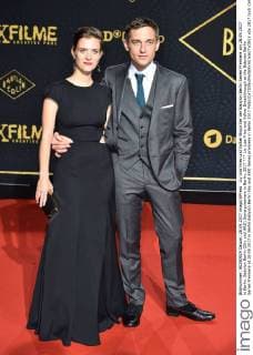 Liv Lisa Fries and Volker Breakthrough at the Babylon Berlin Series Premiere at 28 09 2017 in Berlin Babylon Berlin Sky and ARD Series premiere in Berlin 2017