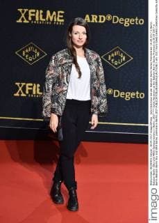 Juliet Hartmann at the Babylon Berlin Series Premiere at 28 09 2017 in Berlin Babylon Berlin Sky and ARD Series premiere in Berlin 2017