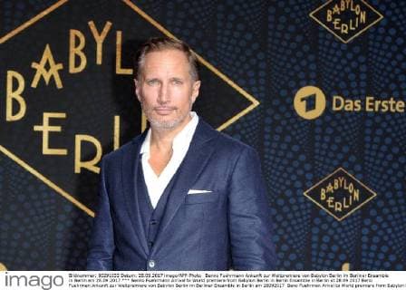 Benno Fuehrmann Arrival to World premiere from Babylon Berlin in Berlin Ensamble in Berlin at 28 09 2017