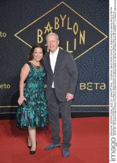 Tom Buhrow Sabine Stamer Arrival to World premiere from Babylon Berlin in Berlin Ensamble in Berlin at 28 09 2017