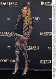 premire Bodyguard Giulia Seal during the Premiere the Musicals Bodyguard at 28 09 2017 in Stage Apollo Theatre Stuttgart