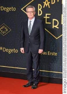 Federal Interior Minister Thomas de Premiere the ARD Sky Series Babylon in Berlin at 28 09 2017 Premiere Babylon