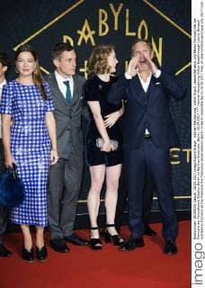 Hannah Herzsprung Volker Breakthrough Leonie Benesch and Benno Fürmann at the Premiere the Television series Babylon Berlin in Berlin Ensemble Berlin 28 09 2017 Foto:xF.xKernx xFuturexImage