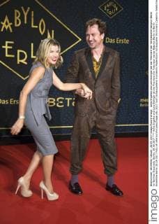 Anke Engelke and Lars Eidinger at the Premiere the Television series Babylon Berlin in Berlin Ensemble Berlin 28 09 2017 Foto:xF.xKernx xFuturexImage