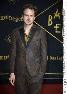 Lars Eidinger at the Premiere the Television series Babylon Berlin in Berlin Ensemble Berlin 28 09 2017 Foto:xF.xKernx xFuturexImage