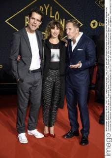 Tom Tykwer with Wife Marie Steinmann and Benno Fürmann at the Premiere the Television series Babylon Berlin in Berlin Ensemble Berlin 28 09 2017 Foto:xF.xKernx xFuturexImage