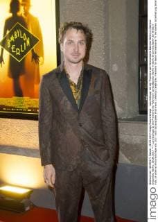 Lars Eidinger at the Premiere the Television series Babylon Berlin in Berlin Ensemble Berlin 28 09 2017 Foto:xF.xKernx xFuturexImage