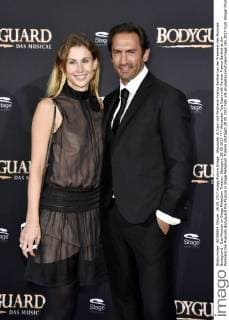 Alexander Tue Capri with Partner Franca Barthel at the Premiere the Musicals Bodyguard the Musical in Stage Palladium Theatre Stuttgart 28 09 2017 Foto:xN.xKubelkax xFuturexImage