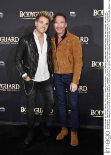 Jochen Bendel with Husband Matthias Pridöhl at the Premiere the Musicals Bodyguard the Musical in Stage Palladium Theatre Stuttgart 28 09 2017 Foto:xN.xKubelkax xFuturexImage