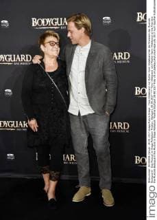 Timo Hildebrand with Mother Karin Hildebrand at the Premiere the Musicals Bodyguard the Musical in Stage Palladium Theatre Stuttgart 28 09 2017 Foto:xN.xKubelkax xFuturexImage