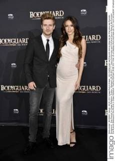 Joern Schlönvoigt and Girlfriend Hanna Weig at the Premiere the Musicals Bodyguard the Musical in Stage Palladium Theatre Stuttgart 28 09 2017 Foto:xN.xKubelkax xFuturexImage