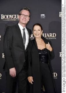 Daniela Ziegler with Uwe Kalkowski at the Premiere the Musicals Bodyguard the Musical in Stage Palladium Theatre Stuttgart 28 09 2017 Foto:xN.xKubelkax xFuturexImage