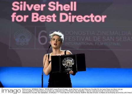 Anahi Berneri with the Silver Shell for the best Director at Alanis at the Closing ceremonies with Award ceremony on the 65 International Film Festival San Sebastian Festival Nacional de Cine de Donostia San Sebastian in Kursaal San Sebastian 30 09 2017 Foto:xC.xNiehausx xFuturexImage