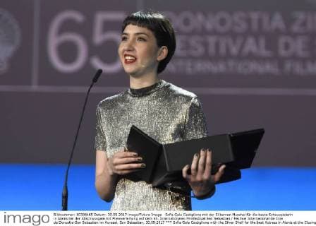 Sofia Gala Castiglione with the Silver Shell for the best Actress in Alanis at the Closing ceremonies with Award ceremony on the 65 International Film Festival San Sebastian Festival Nacional de Cine de Donostia San Sebastian in Kursaal San Sebastian 30 09 2017 Foto:xC.xNiehausx xFuturexImage