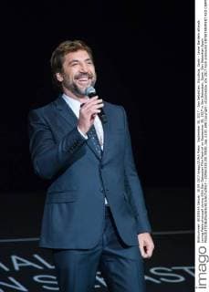 September 30, 2017 - San Sebastian, Gipuzkoa, Spain - Javier Bardem attends Loving Pablo photocall during 65th San Sebastian Film Festival on September 30, 2017 in San Sebastian, Spain. San Sebastian Spain  - ZUMAn230 20170930_zaa_n230_698 Copyright: xCoolmediax