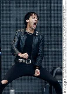 The singer of the US punk rock band Marky Ramone s Blitzkrieg, Ken Stringfellow performs during the Santiago Rock City music festival at the Monumental Stadium in Santiago, Chile, 30 September 2017. Santiago Rock City festival !ACHTUNG: NUR REDAKTIONELLE NUTZUNG!  Copyright: xESTEBANxGARAYx CH05 20171001-636424313256713496