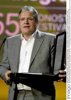 Florian Ballhaus with the Silver Shell for the best Camera in the Hauptmann at the Closing ceremonies with Award ceremony on the 65 International Film Festival San Sebastian Festival Nacional de Cine de Donostia San Sebastian in Kursaal San Sebastian 30 09 2017 Foto:xC.xNiehausx xFuturexImage