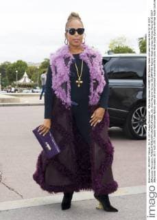 Marjorie Harvey CELEBRITIES Fashion Week arrivees Hermes Paris 02 10 2017 JBAutissier Panoramic 