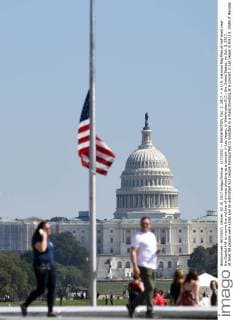 (171002) -- WASHINGTON, Oct. 2, 2017 -- A U.S. national flag flies at half mast near the Capitol Hill to mourn the victims of a mass shooting at a concert in Las Vegas, in Washington D.C., the United States, on Oct. 2, 2017. At least 58 people were killed and an estimated 515 people transported to hospitals in a mass shooting at a concert in Las Vegas in the U.S. state of Nevada, police said on Monday. ) U.S.-WASHINGTON D.C.-LAS VEGAS-SHOOTING-FLAG-HALF-MAST YinxBogu 
