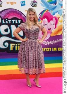 Beatrice Egli Premiere My Little Pony in Cinema at Zoo Palace in Berlin at 03 10 2017 Premiere My Little Pony