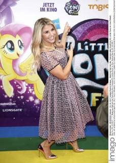 Beatrice Egli at the Premiere the Cinema My Little Pony in Zoo Palace Berlin 03 10 2017 Foto:xS.xGabschx xFuturexImage