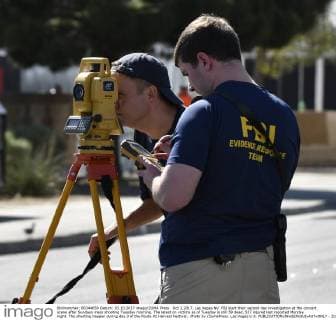 Oct 3,2017. Las Vegas NV. FBI start their second day investigation at the concert scene after Sundays mass shooting Tuesday morning. The latest on victims as of Tuesday is still 59 dead, 527 injured last reported Monday night. The shooting happen during day 3 of the Route 91 Harvest Festival.. Photo by ZumaPress. Las Vegas U.S. - ZUMAbl1_ 20171003_zaf_bl1_021 Copyright: xGenexBlevinsx