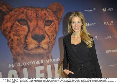 Nina Madam Arrival to World premiere from Malaika in Cinema Zoo Palace in Berlin at 04 10 2017