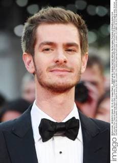 English actor Andrew Garfield attends the European Premiere of Breathe during 61st BFI London Film Festival Opening Night Gala in London. OCTOBER 4th 2017  RHDx172333