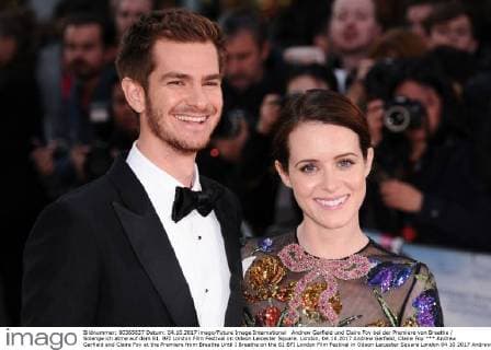 Andrew Garfield and Claire Foy at the Premiere from Breathe Until I Breathe on the 61 BFI London Film Festival in Odeon Leicester Square London 04 10 2017 Andrew Garfield Claire Foy  Foto:xS.xVasx xFuturexImage