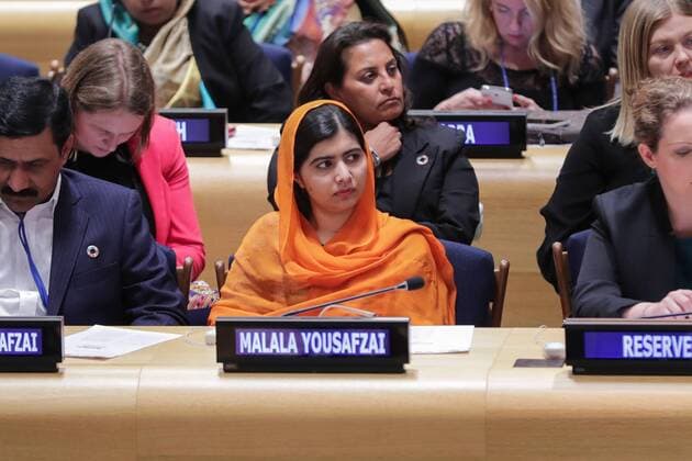 Berühmte Feministinnen, Malala Yousafzai United Nations, New York, USA, September 20 2017 - Malala Yousafzai, UN Messenger of Peace and Nobel Prize laureate, makes remarks during a high-level event on Financing the Future: Education 2030 today at the UN Headquarters in New York City.  Copyright: xLuizxRampelottox