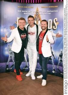 Bastiaan Ragas Eloy de Jong and Lee Baxter from Caught in The ACT at the Premiere the Show Boybands Forever in German Theatre Munich 04 10 2017 Foto:xP.xSchönbergerx xFuturexImage