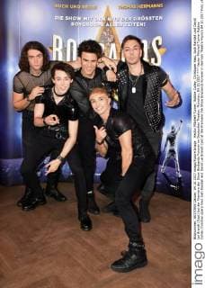 Hector Mitchell Turner Robbie Culley Christian opera haul Josh Randall and David Lei Brandt Cast at the Premiere the Show Boybands Forever in German Theatre Munich 04 10 2017 Foto:xP.xSchönbergerx xFuturexImage
