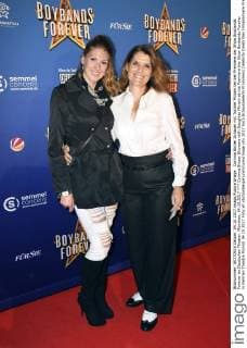 Corinna Binzer Showers with Daughter Miriam at the Premiere the Show Boybands Forever in German Theatre Munich 04 10 2017 Foto:xP.xSchönbergerx xFuturexImage