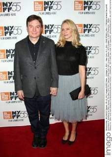 October 5, 2017 - New York, N.Y, USA - MIKE MYERS, KELLY TISDALE attend the world premiere of Spielberg at 55th Annual The New York Film Festival.Alice Tully Hall, Lincoln Center, NYC.October 5, 2017.Photos by , Globe Photos Inc. New York USA - ZUMAms4_ 20171005_zaa_ms4_018 Copyright: xSoniaxMoskowitzx