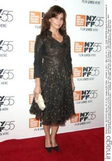 October 5, 2017 - New York, N.Y, USA - GINA GERSHON attends the world premiere of Spielberg at 55th Annual The New York Film Festival.Alice Tully Hall, Lincoln Center, NYC.October 5, 2017.Photos by , Globe Photos Inc. New York USA - ZUMAms4_ 20171005_zaa_ms4_025 Copyright: xSoniaxMoskowitzx
